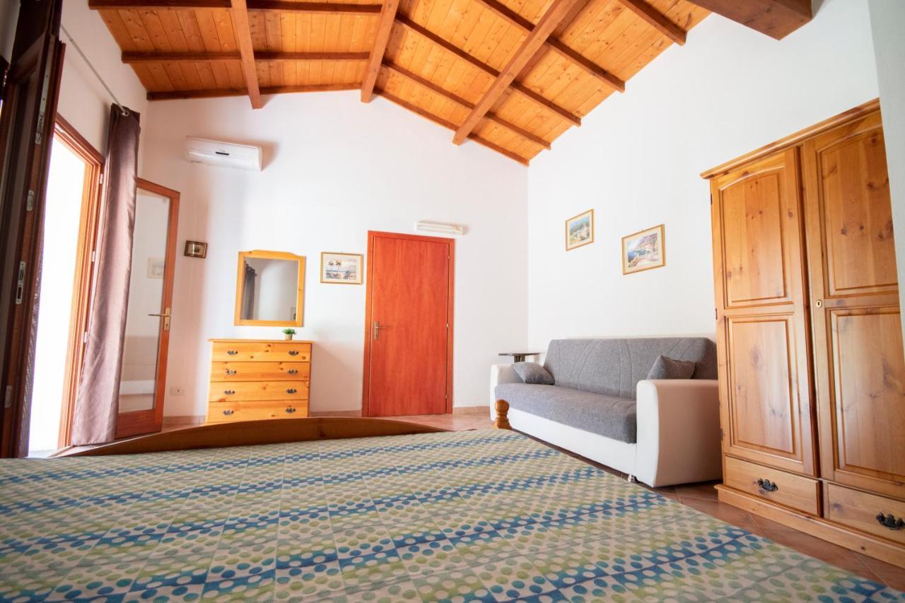 Is Cuccus Bed & Breakfast Masainas Екстериор снимка