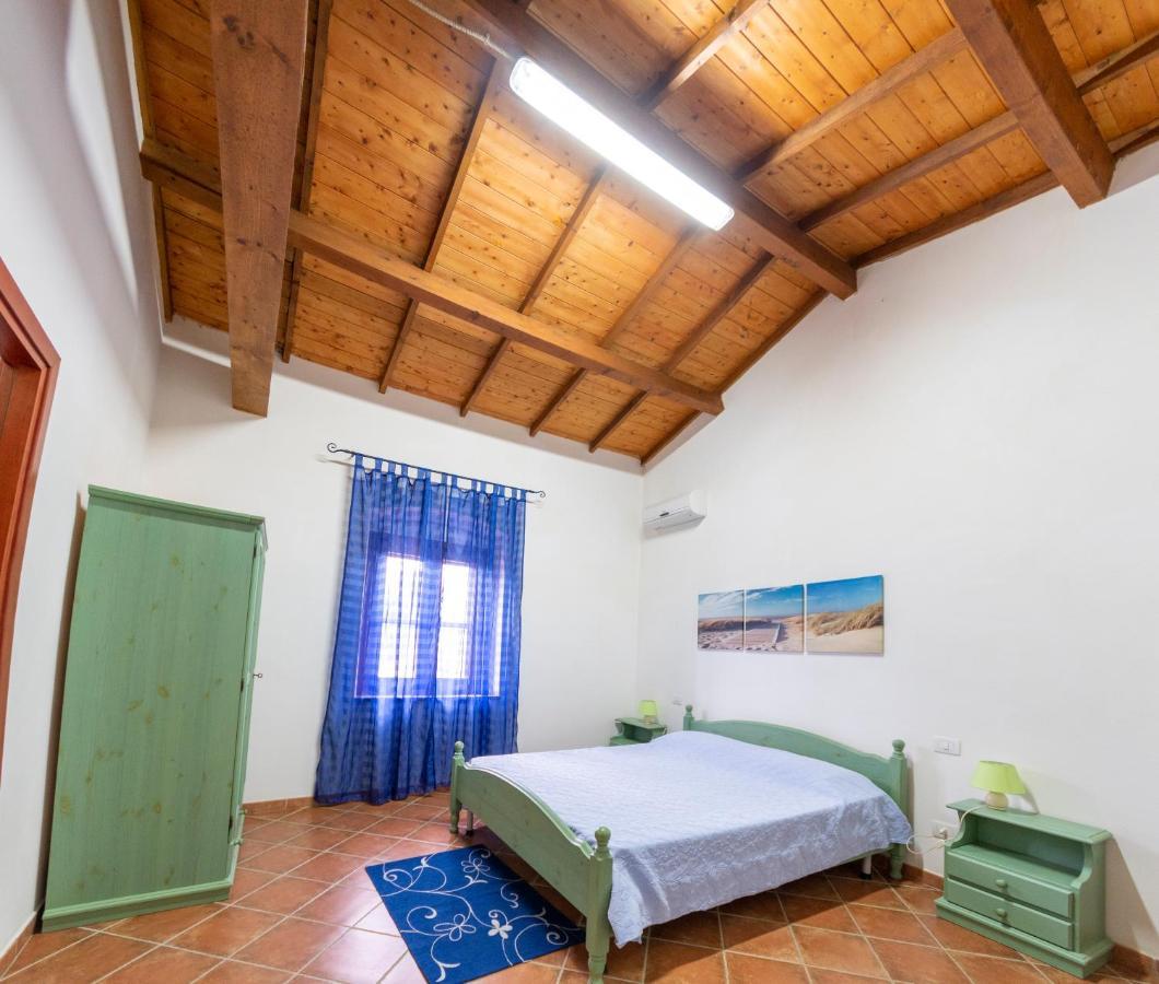 Is Cuccus Bed & Breakfast Masainas Екстериор снимка