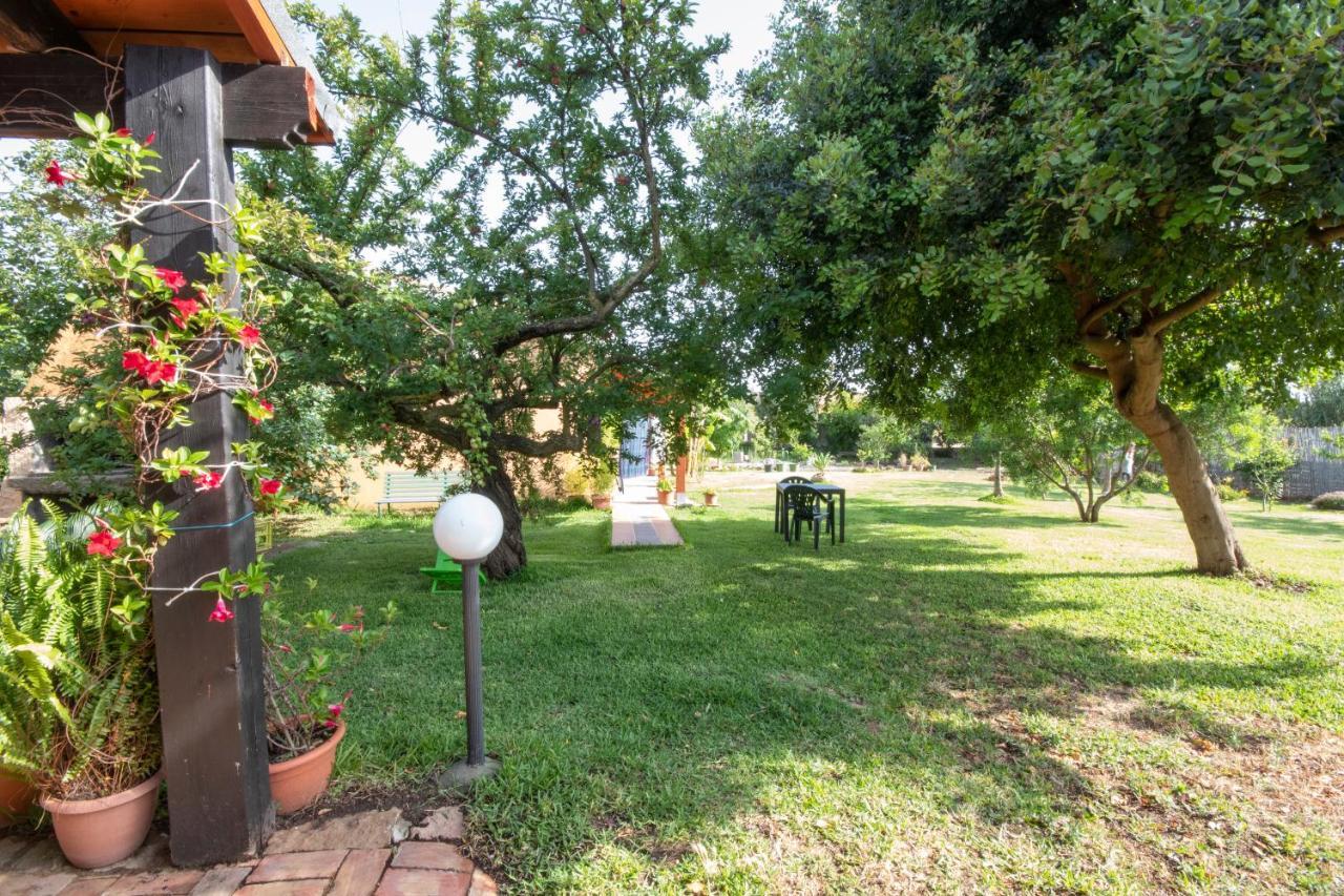 Is Cuccus Bed & Breakfast Masainas Екстериор снимка
